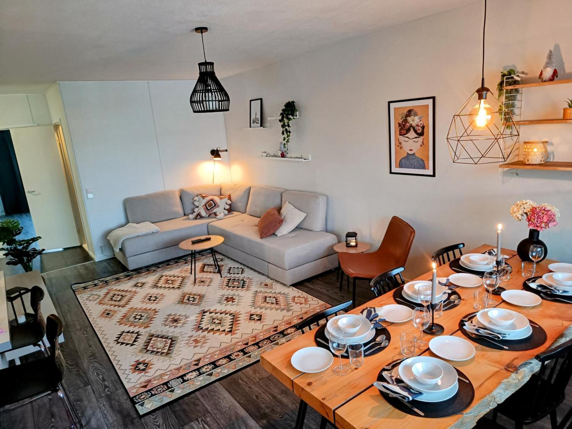 Big 88M2 Apartment In The Center Rovaniemi Exteriör bild